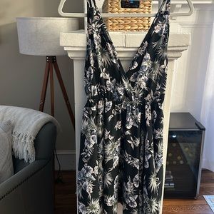 American Threads size small skater low back floral dress